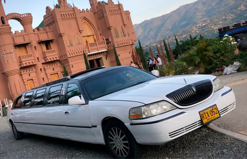 limusina lincoln medellin